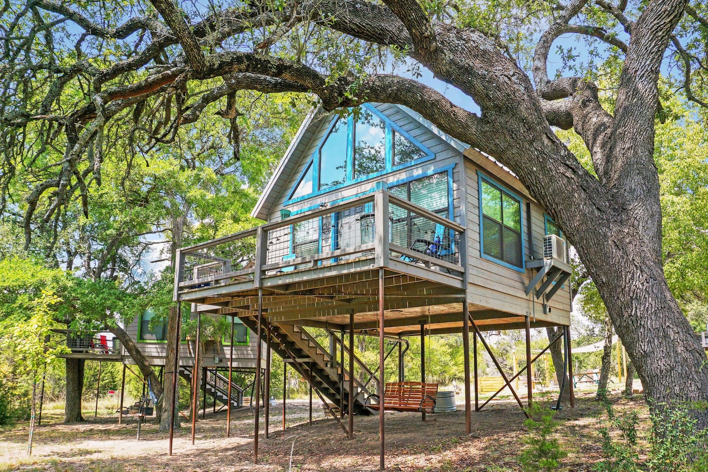 Arbor House Texas Treehouse Rental
