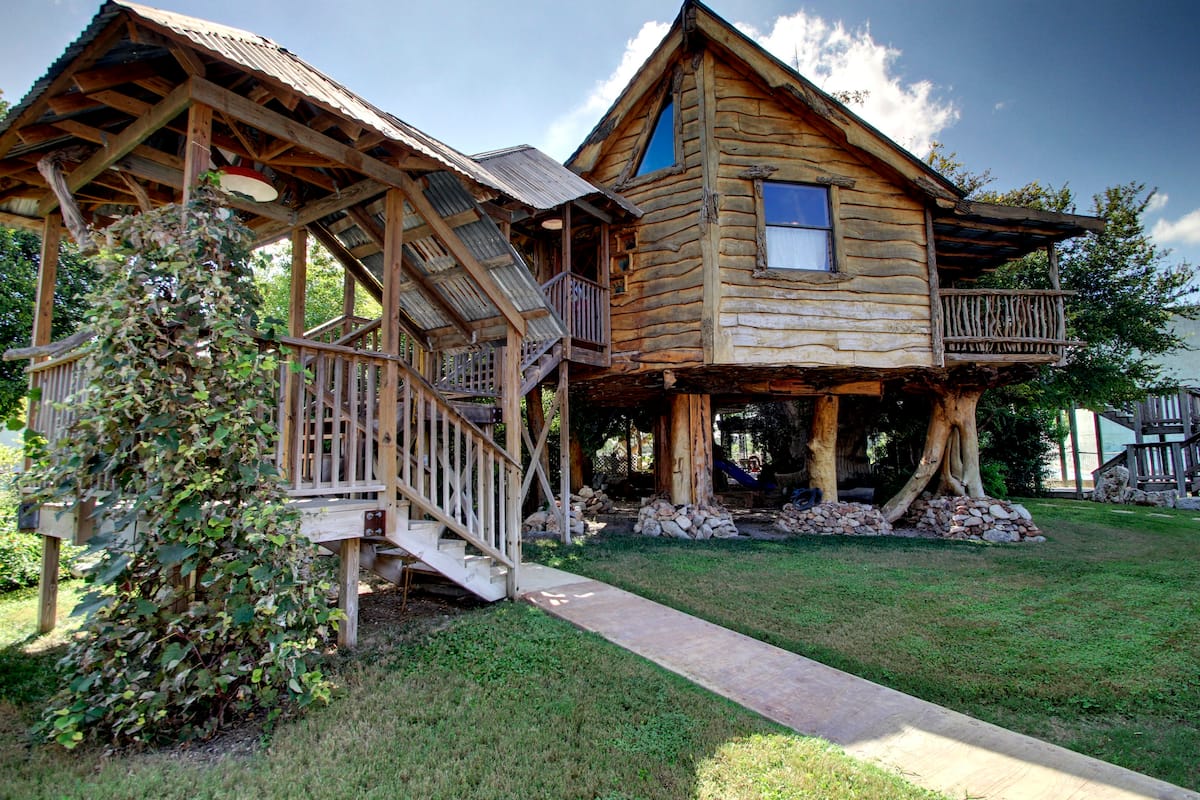 Cloud 9 Tree House Texas - Cloud Lane
