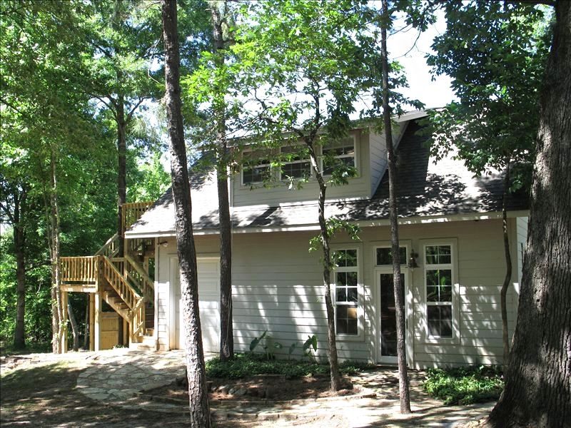 Treehouse Rentals in Texas