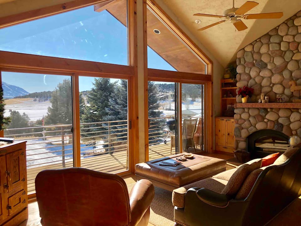 Angel's Camp,PVT Cabin,Horses, BLM trails, View !