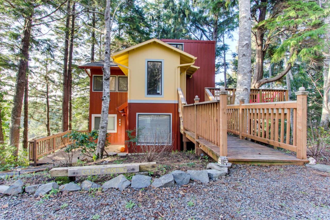 Cannon Beach Tree House