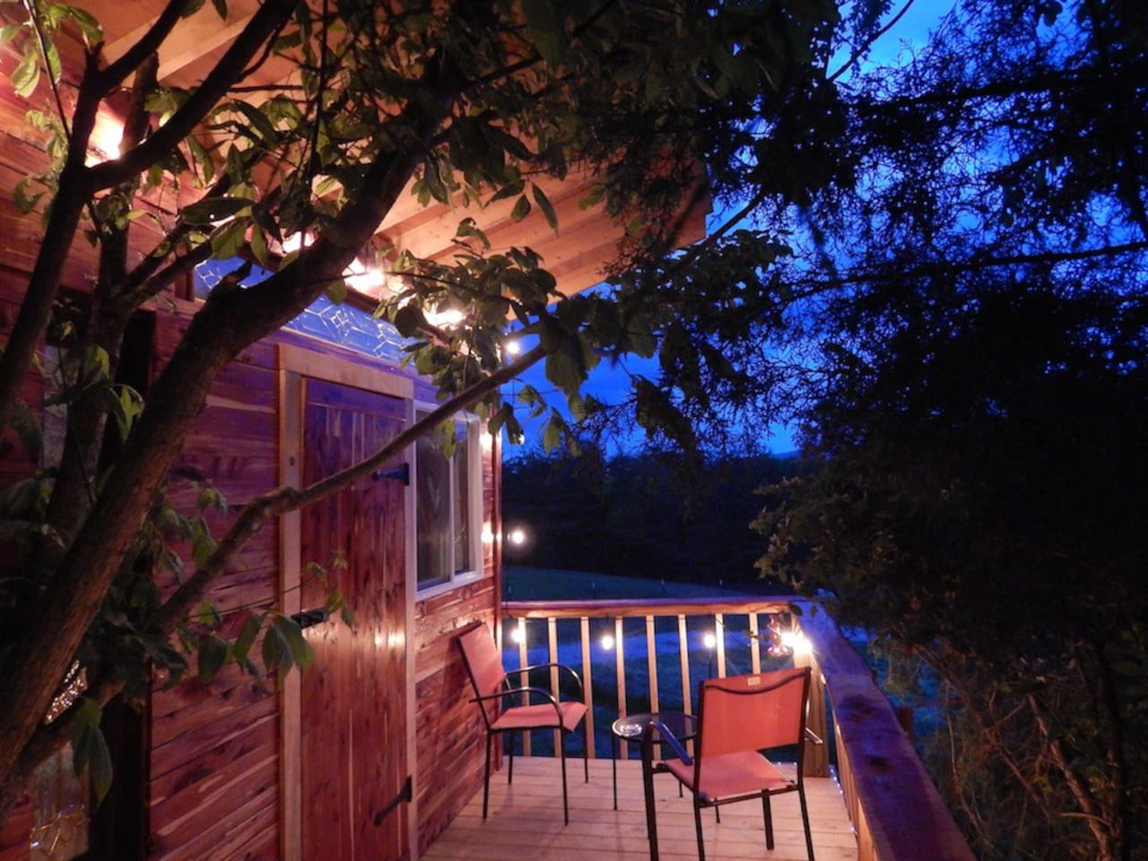 Fox Den Treehouse