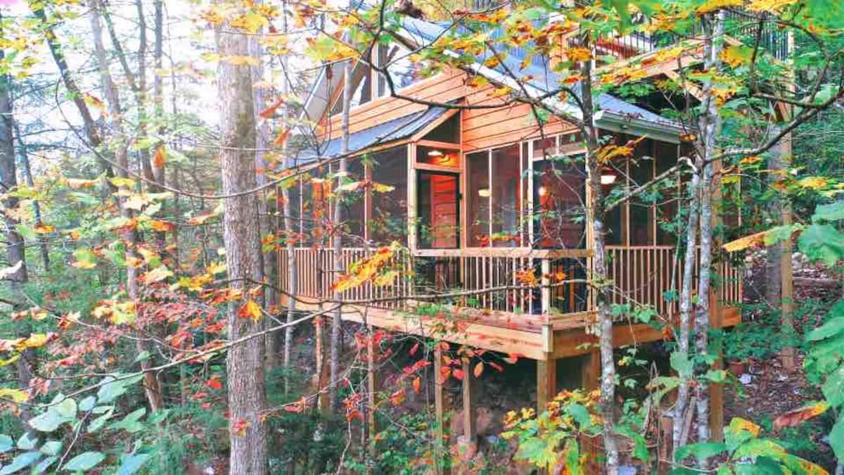 KY Breeze PRIVATE Treehouse- Romantic RRG Forest