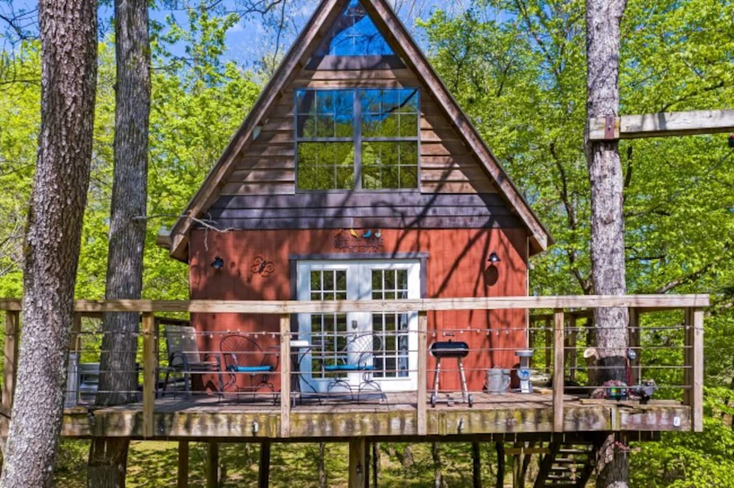 Treehouse Getaway Tennessee Airbnb