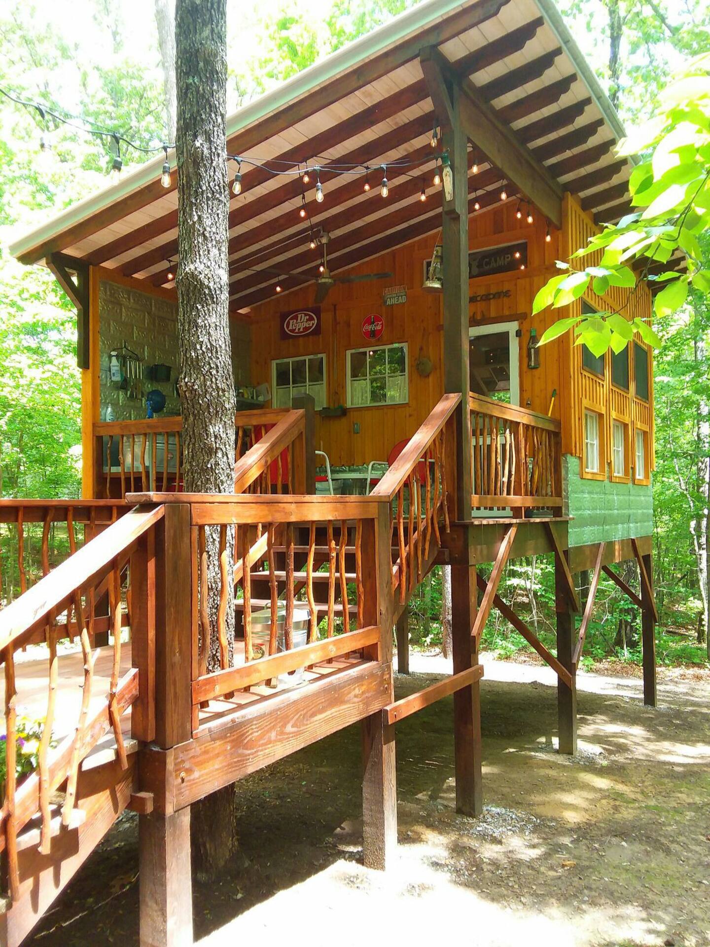 Treehouse Glamping at Deer Camp