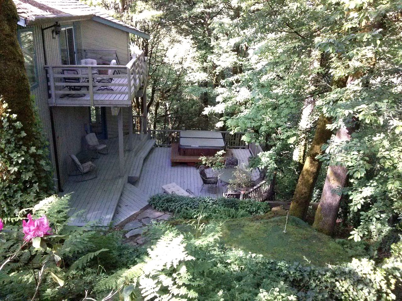 West Linn Treehouse