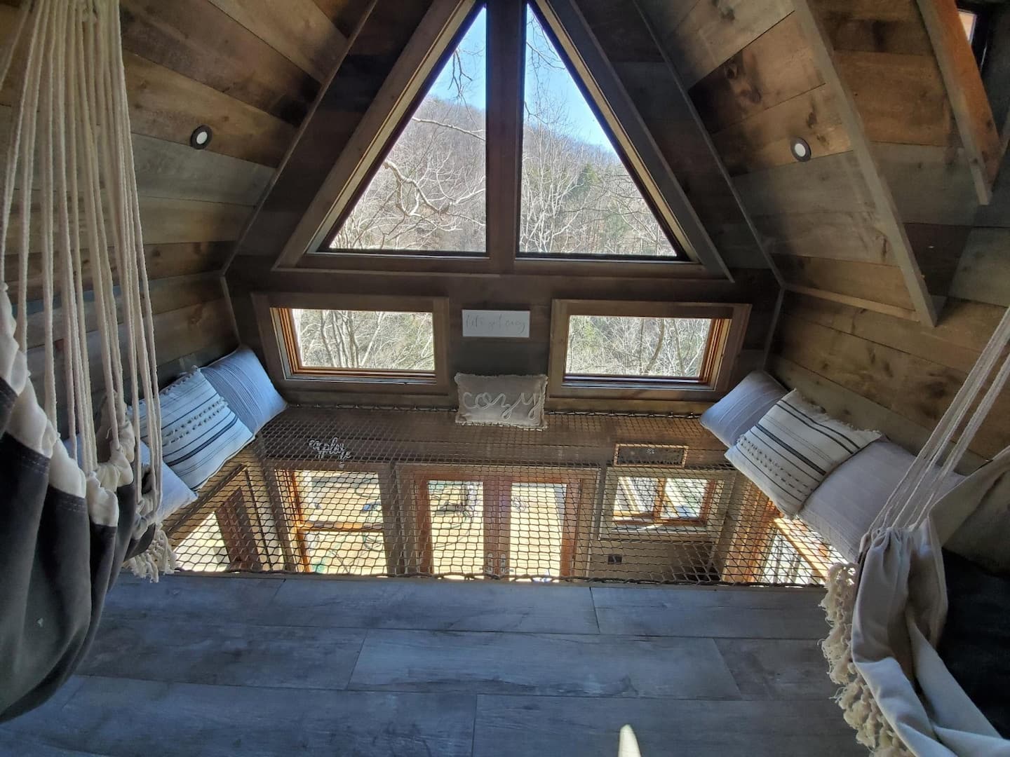Whimsical Treehouse Rental in Tennessee