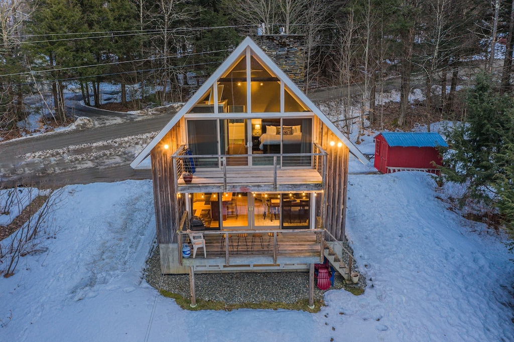 Treehouses in New England A frame cabin vermont ski