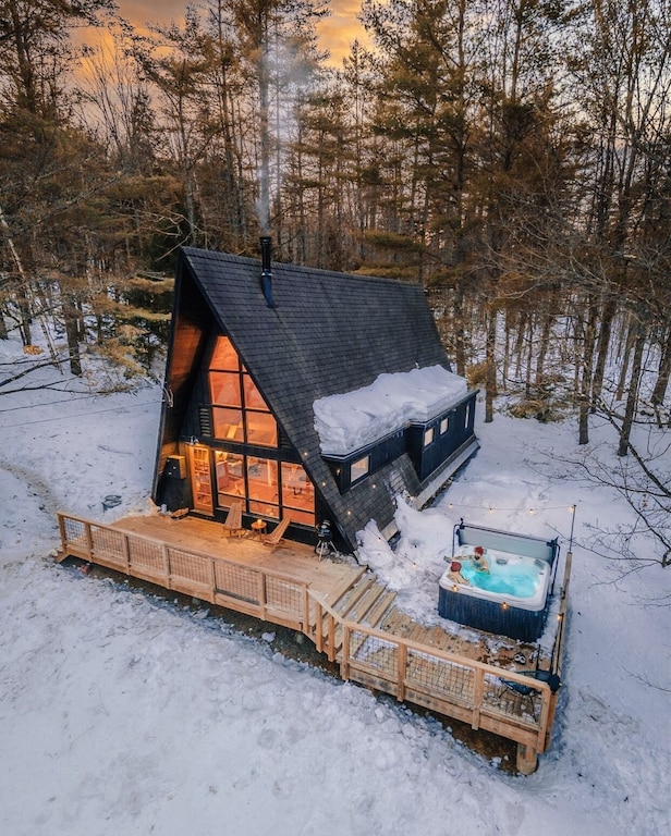 Treehouses in New England A frame with hot tub mount snow vermont