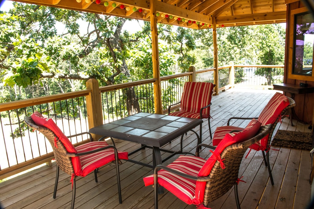 17 Incredible Treehouse Rentals In Arkansas | Treehouse Trippers