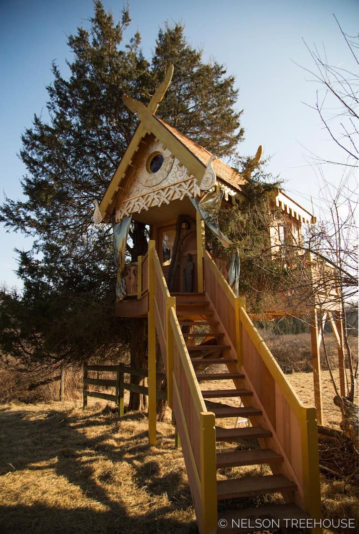 SpiritHouse Treehouse