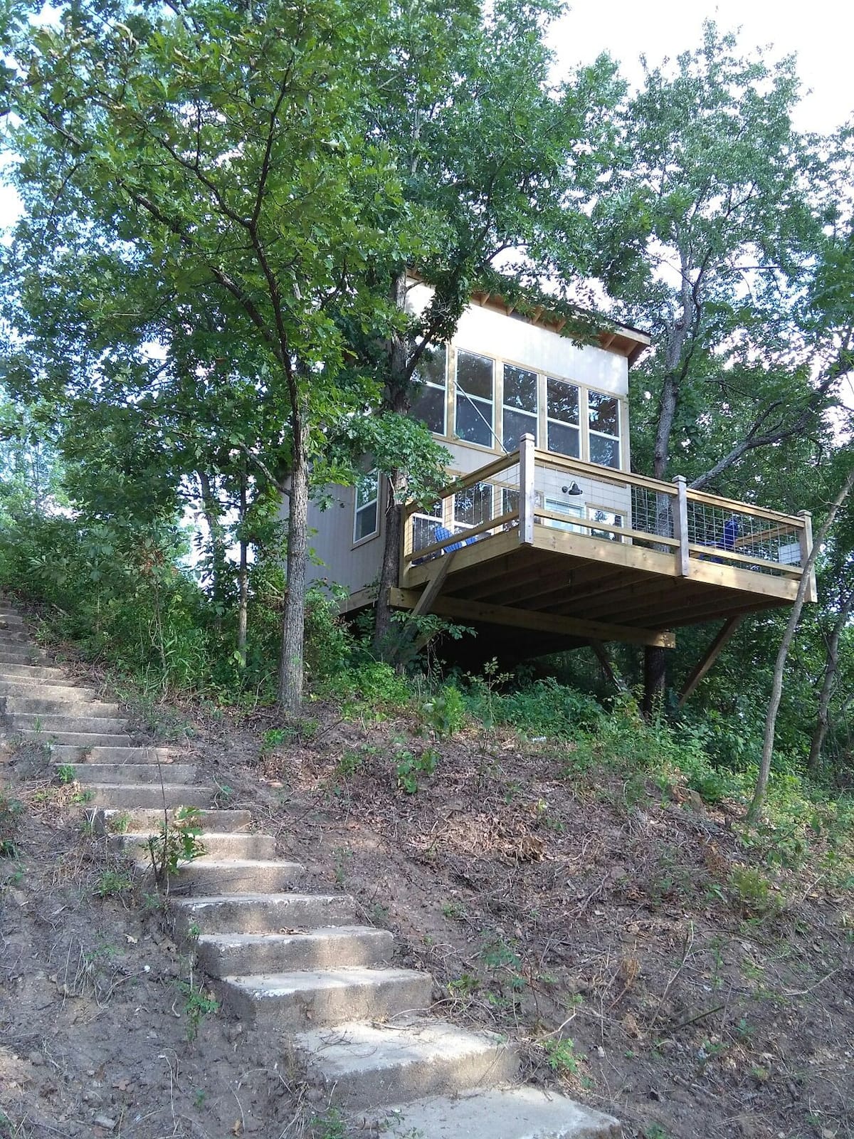 Treehouse Too Airbnb MissouriTreehouse Too Airbnb Missouri