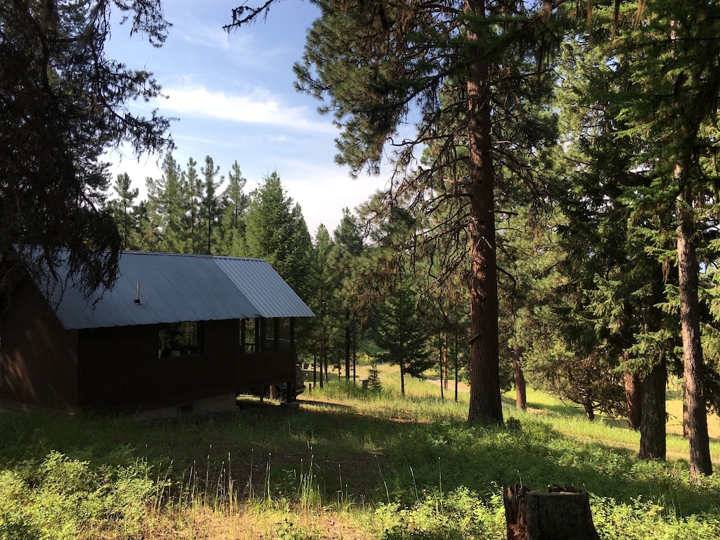 Cabin Treehouse Montana Vacation Rentals