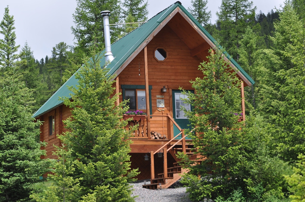 TOP 10 Treehouse Rentals In Montana (2023) | Treehouse Trippers