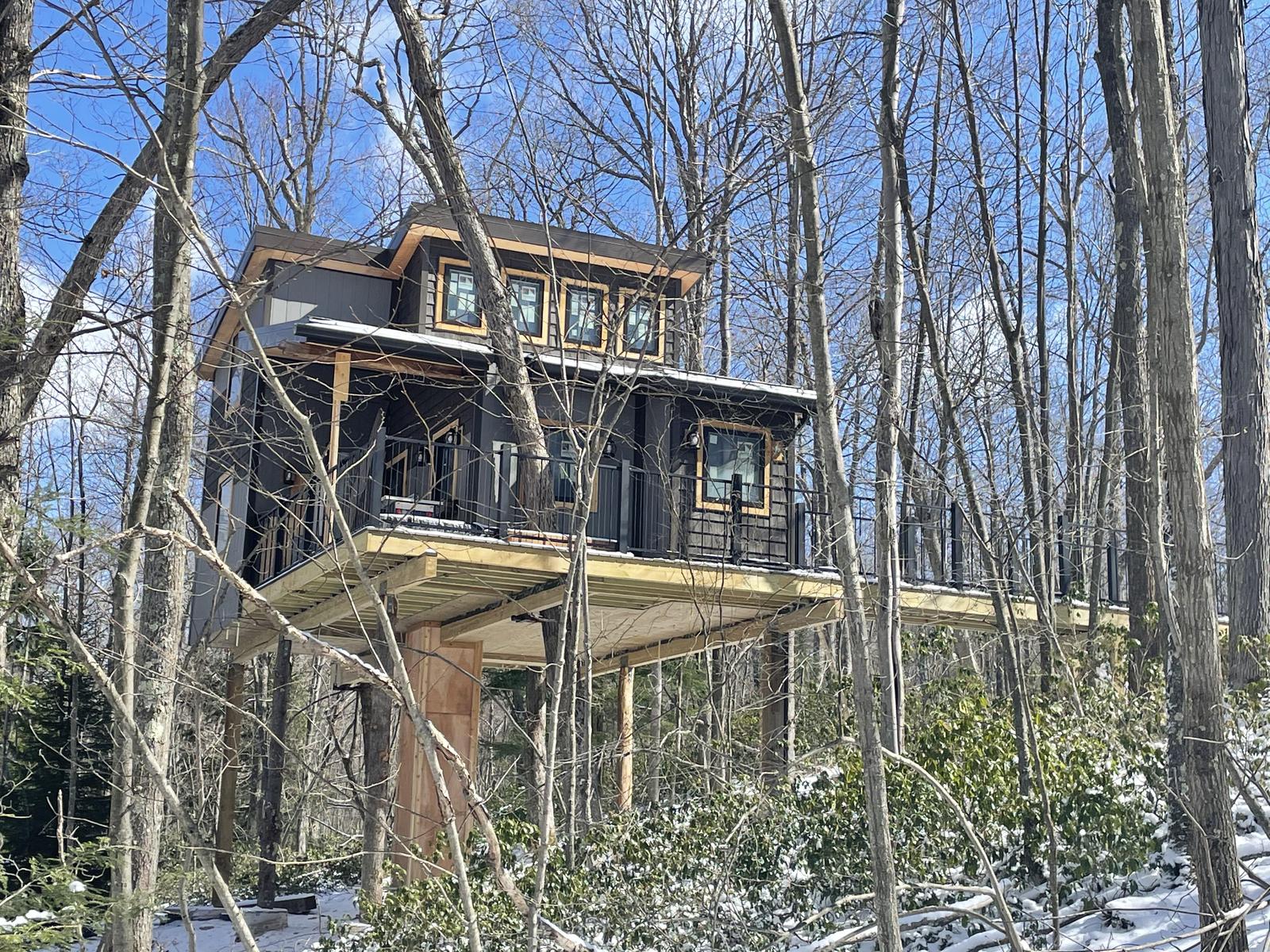 Daydreamer Treehouse Rental in Maryland