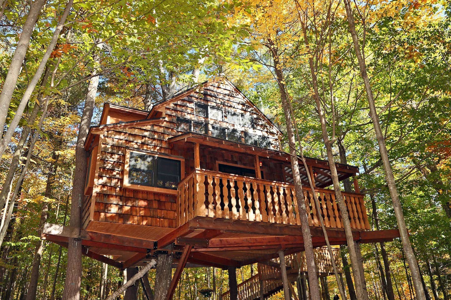 Luxurious Two Story Treehouse Rental In New Hampshire 