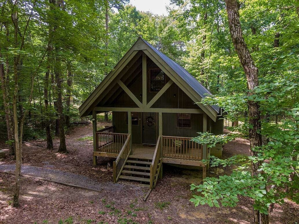 Mountain Alabam Treehouse Cabin Rental
