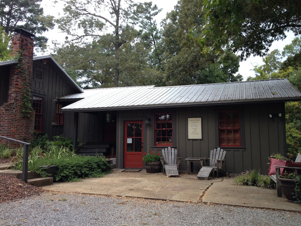 Secluded Cabin Rental in Mississippi