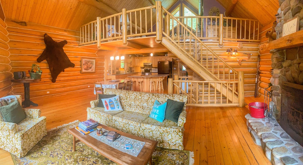 TOP 10 Treehouse Rentals In Montana (2023) | Treehouse Trippers