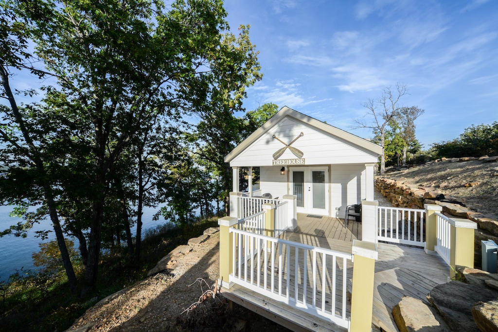 Tree House Cabin on Skiatook Lake Oklahoma