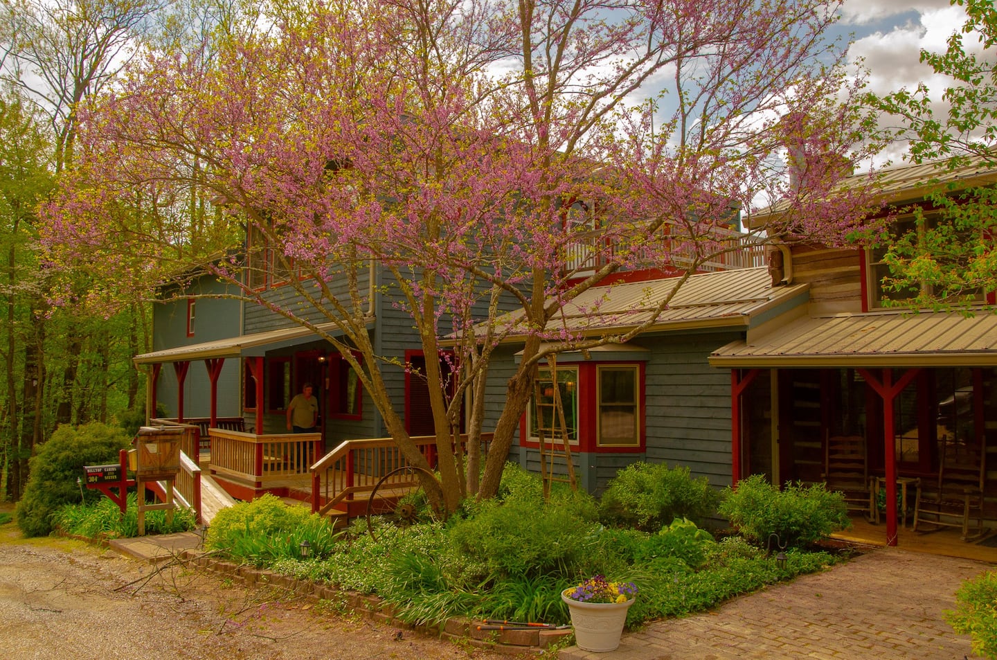 Treetop Retreat Lodge Indiana