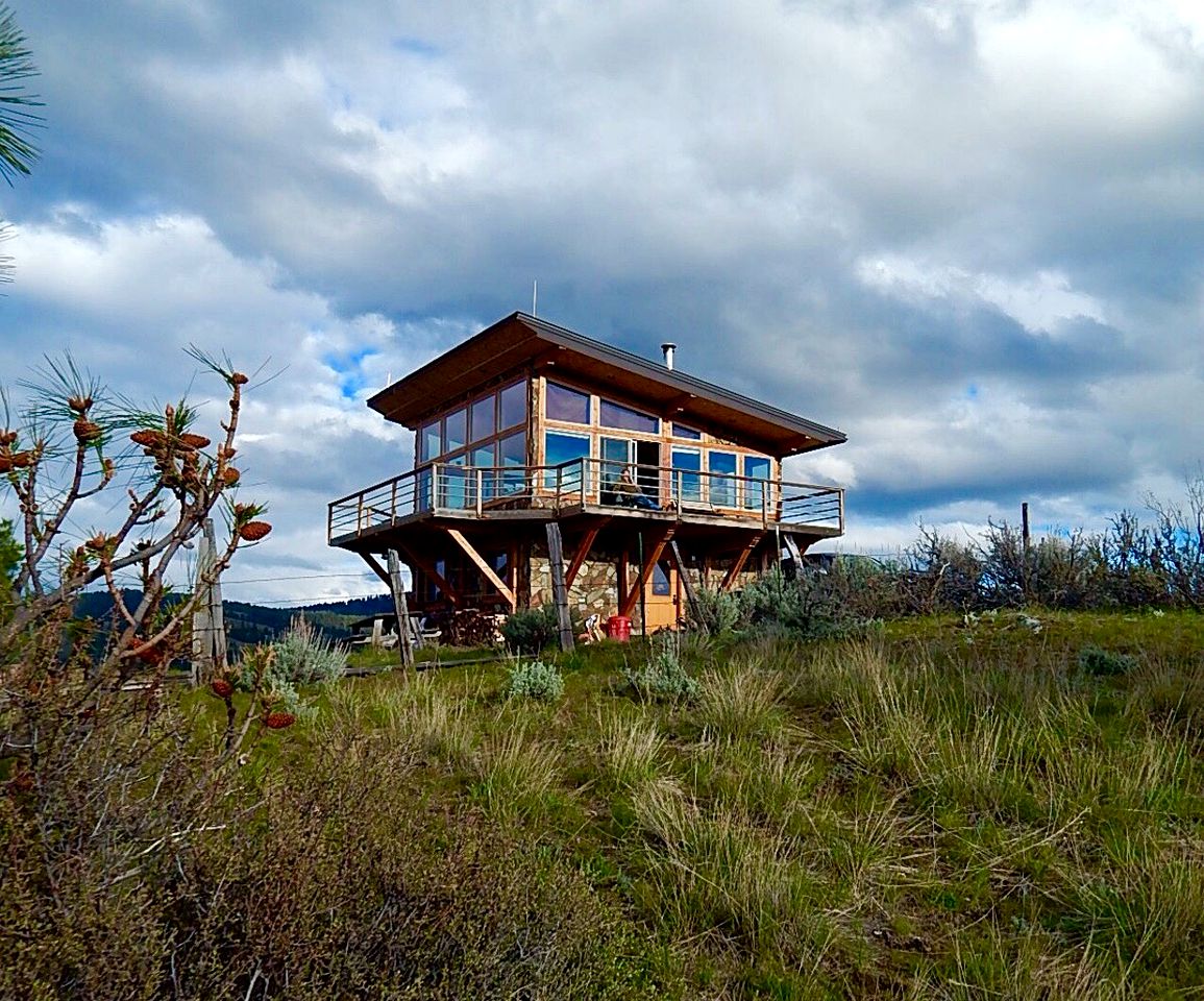 TOP 10 Treehouse Rentals In Montana (2023) | Treehouse Trippers