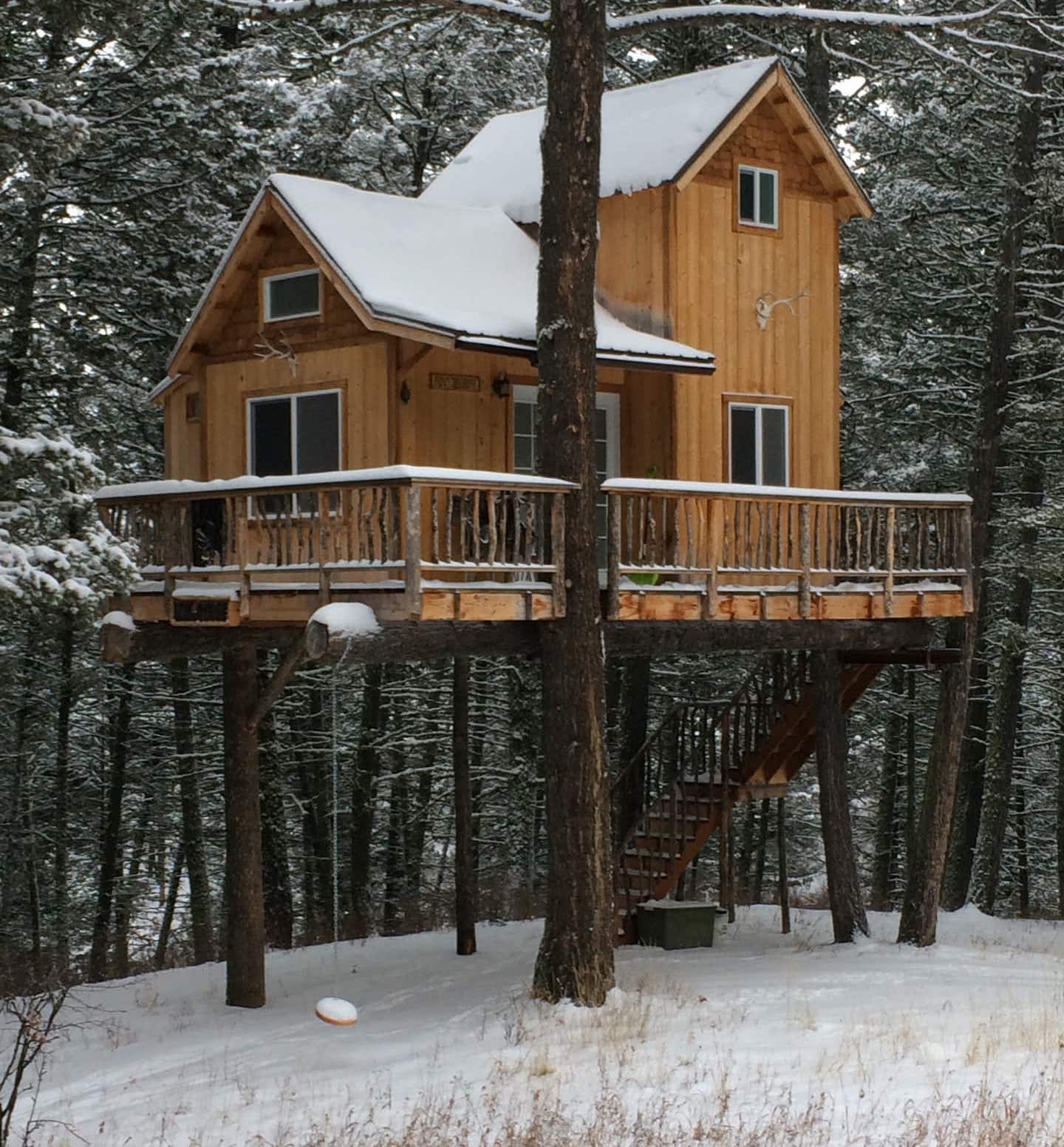 TOP 10 Treehouse Rentals In Montana (2023) | Treehouse Trippers