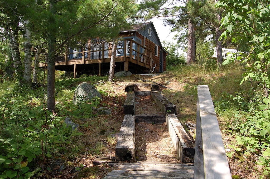 Cabin Treehouse Minnesota