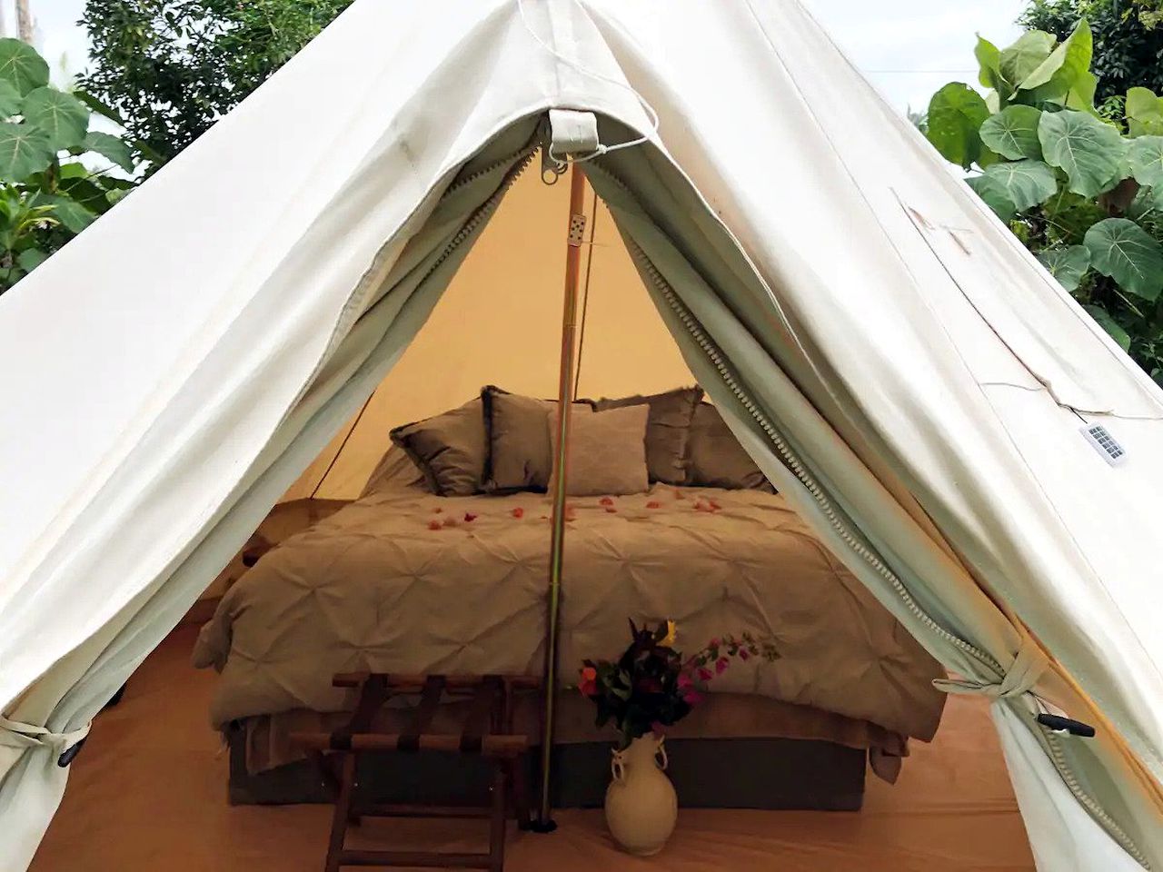 Glamping Tent Hawaii