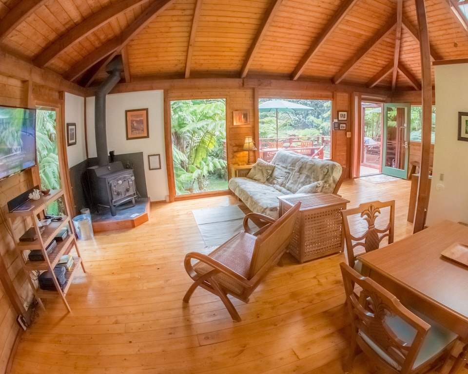 21 Best Treehouse Rentals In Hawaii (2023 Edition) - Treehouse Trippers