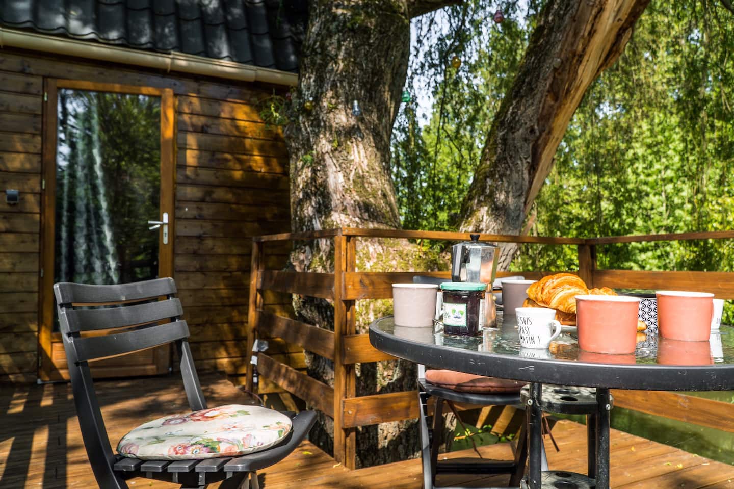 France Treehosue Rental AirbnbFrance Treehosue Rental Airbnb