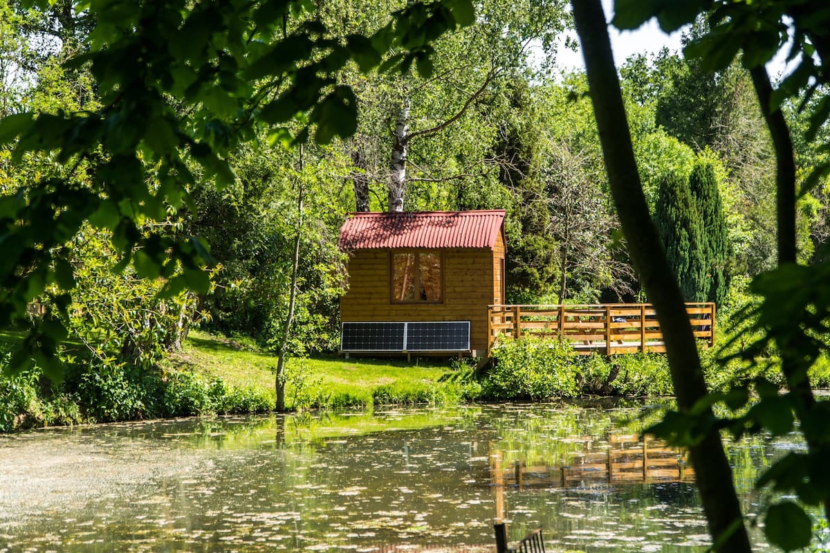 Secluded Glamping Cabin in France