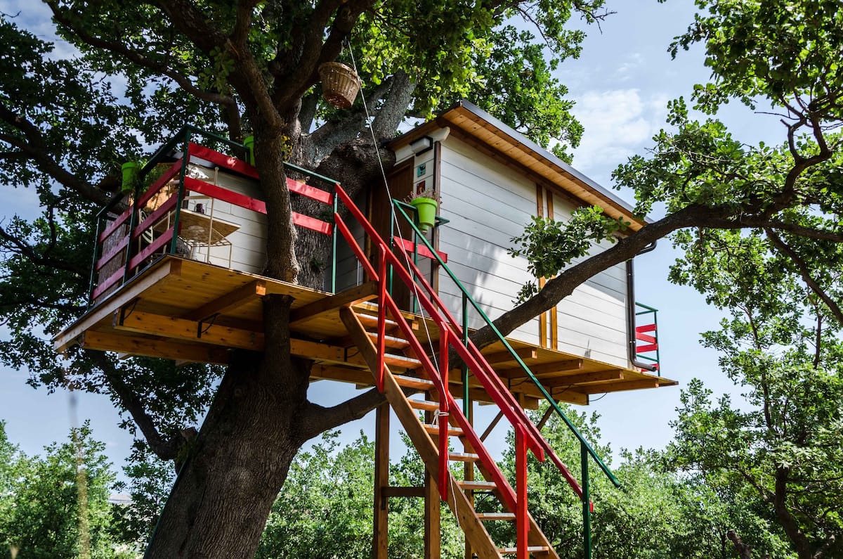 Treehouse Rental Airbnb in Italy