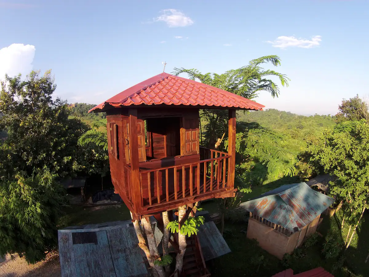 Mae Chan Treehouse with Swimming Pool