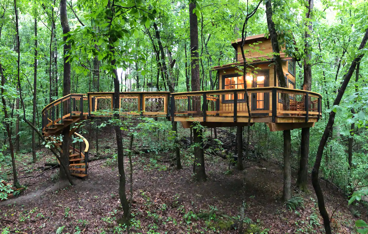 Owl in the Oak Treehouse - Private Forest Escape