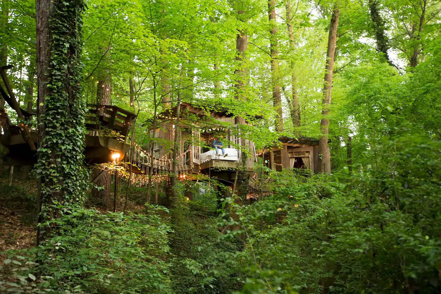 Secluded intown Treehouse Airbnb Atlanta